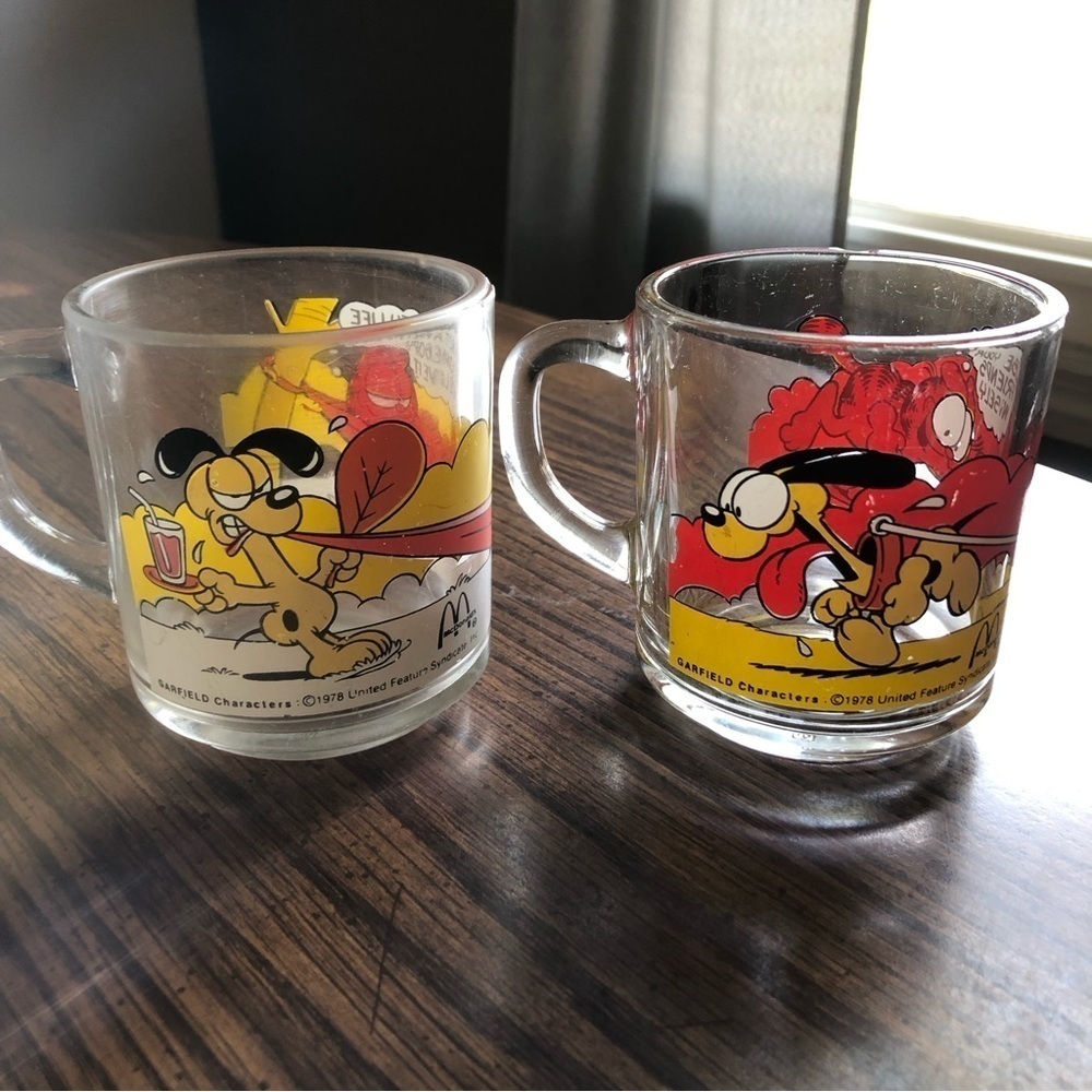 Vintage collectable McDonald's mugs set of 2